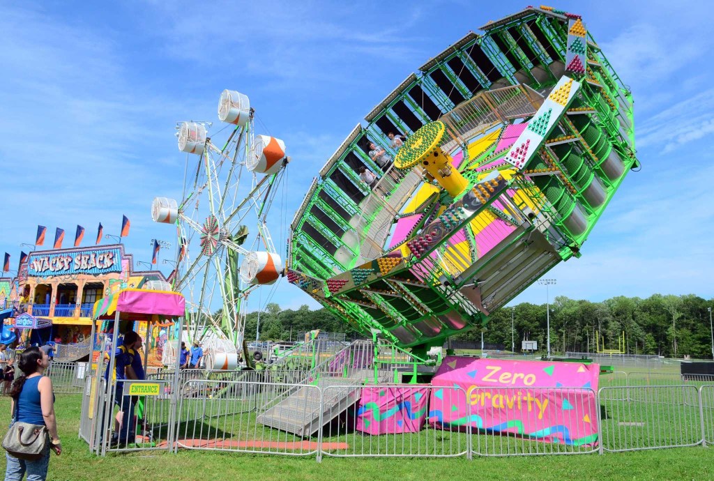 Picture of: Annual Trumbull Day returns with food, fireworks and rides