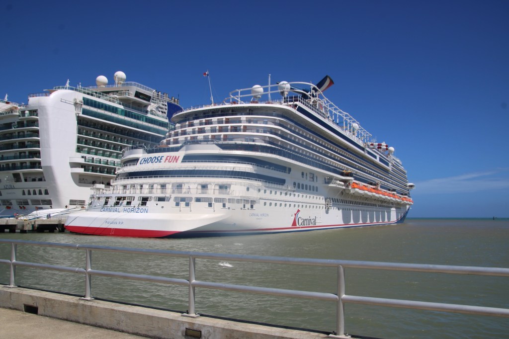 Picture of: Carnival Horizon Southern Caribbean Cruise Reviews ( UPDATED