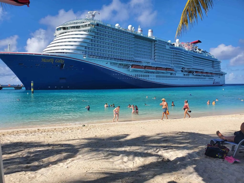 Picture of: Carnival Mardi Gras Makes Inaugural Call to Grand Turk