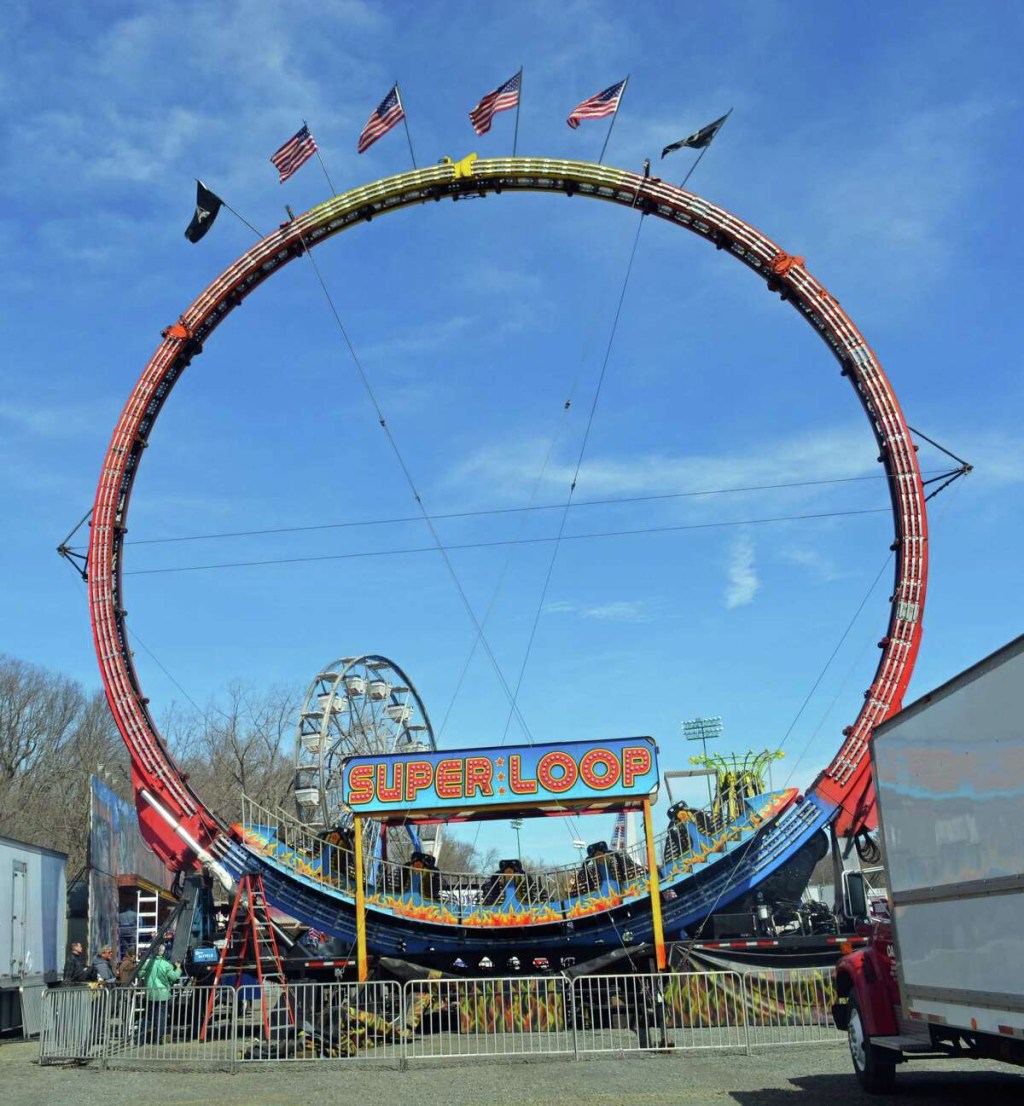 Picture of: Coleman carnival set to open for rd year — with rain in forecast