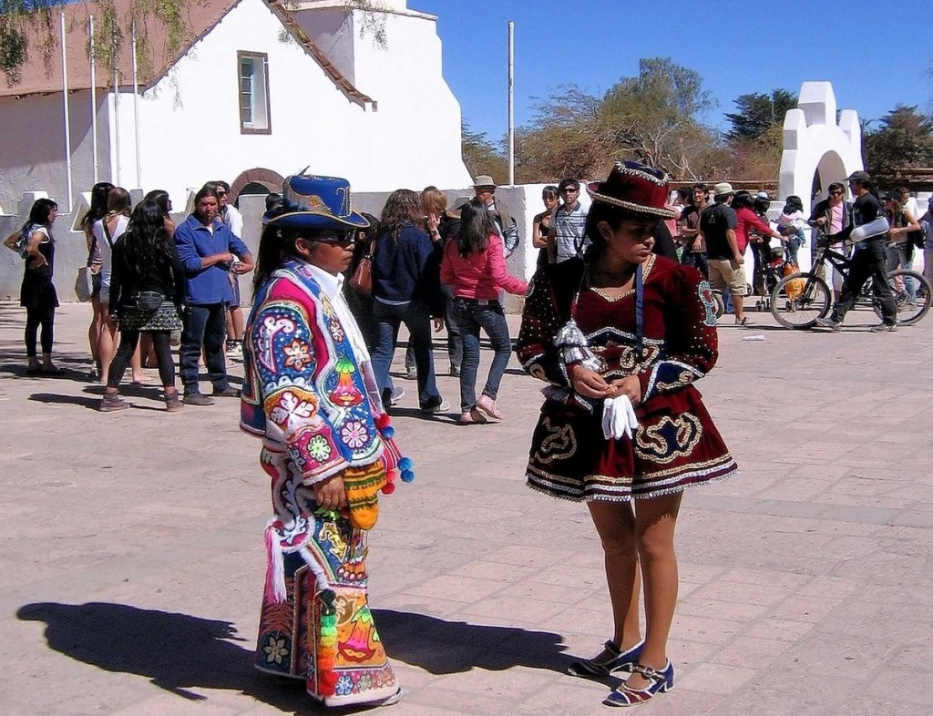 Picture of: File:Carnaval de San Pedro de Atacama Juillet  ()