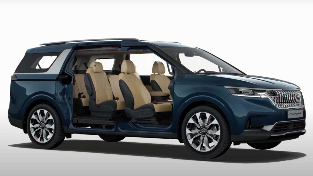 Picture of: Kia Shows How You Can Fit  People In The New Carnival Minivan