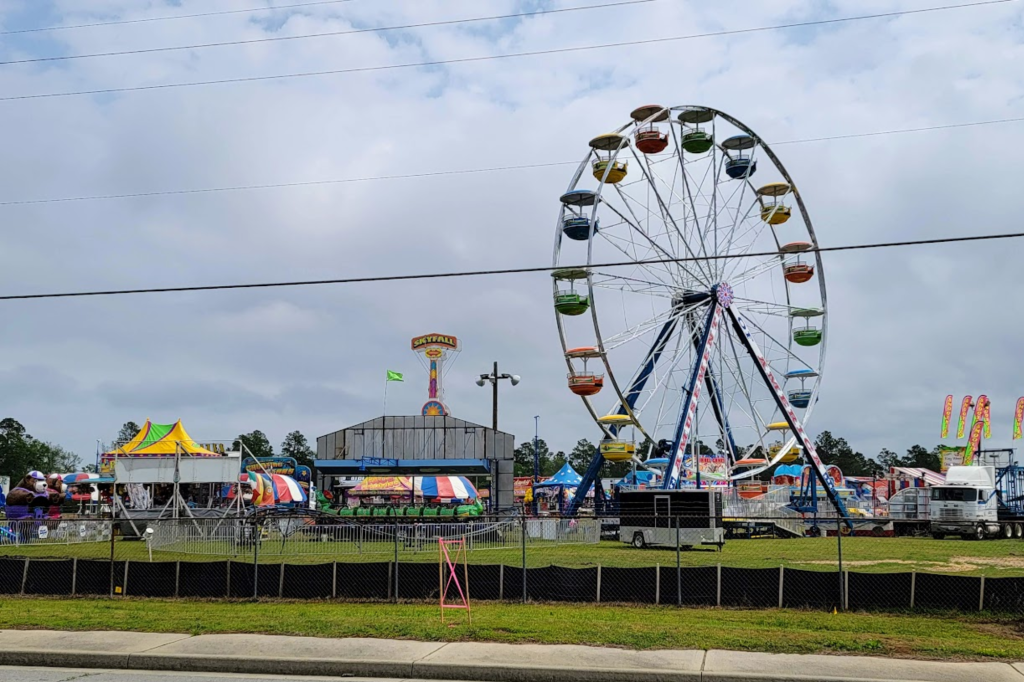 Picture of: Kiwanis Spring Carnival March  to April  at Kiwanis Fairgrounds