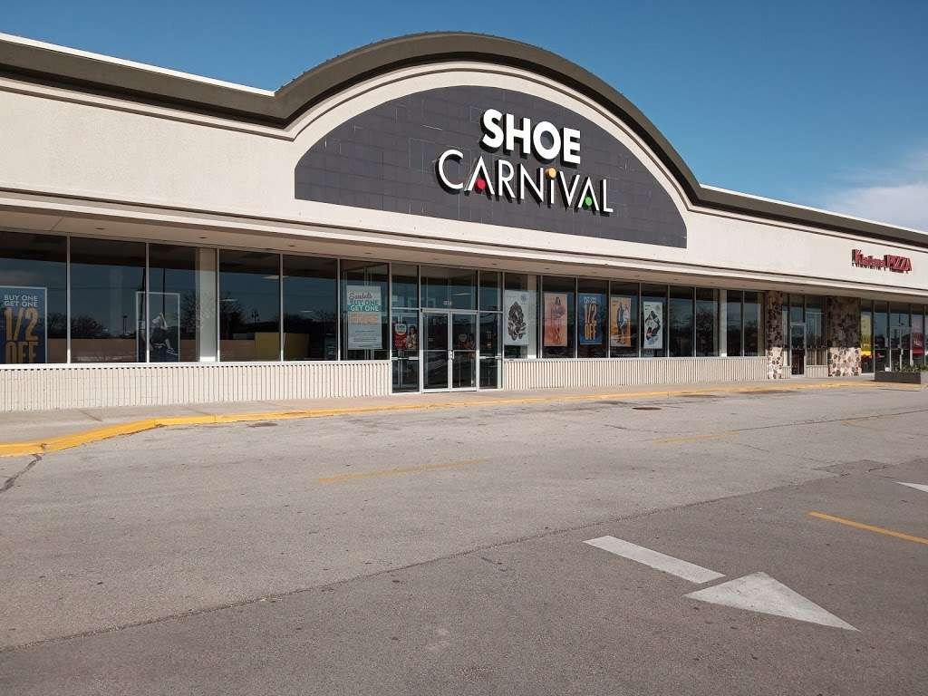 Picture of: Shoe Carnival –  S th St, Greendale, WI