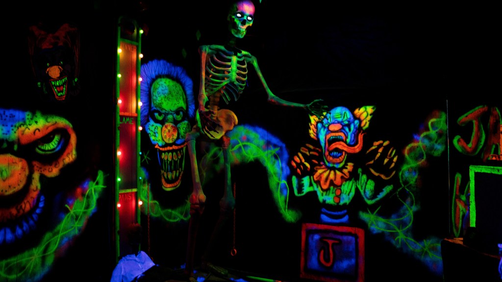 Picture of: The Last Carnival Haunted House