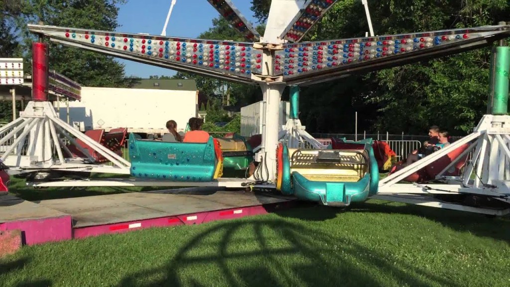 Picture of: The Sizzler Ride at The Congers Carnival