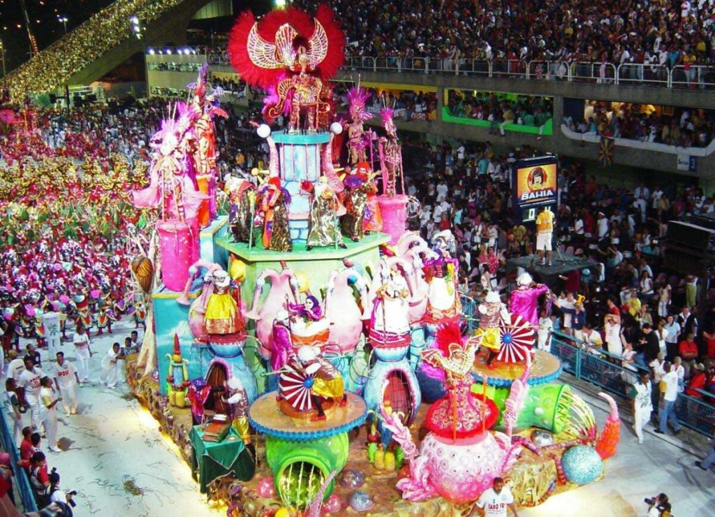 Picture of: Panama Carnival  Visiting Panama in February – The Real Deal Tours
